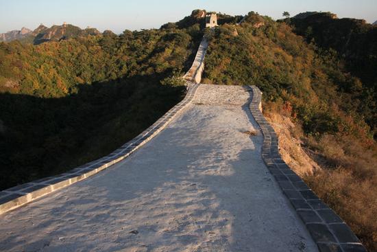 外媒关注中国 最美野长城毁容 部分地区文物保护观念落后
